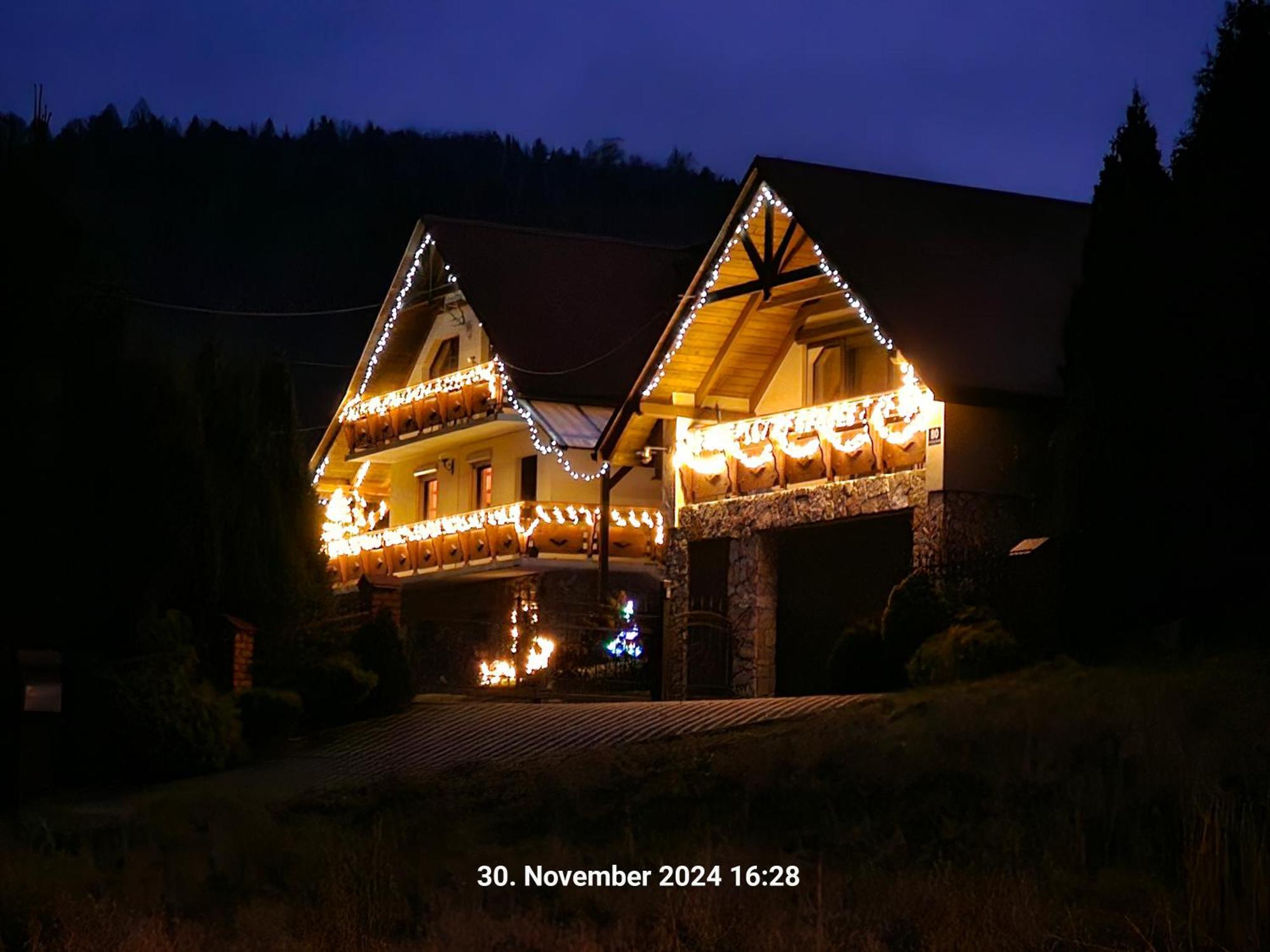 Ferienhaus Липова Экстерьер фото